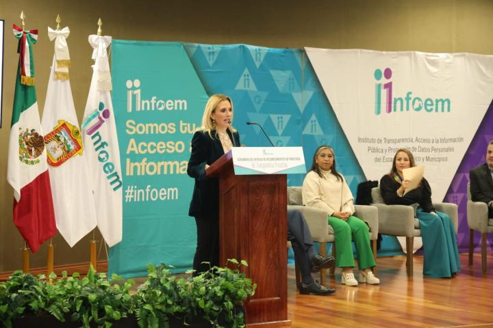 Premia INFOEM a Huixquilucan por sus prácticas de transparencia proactiva